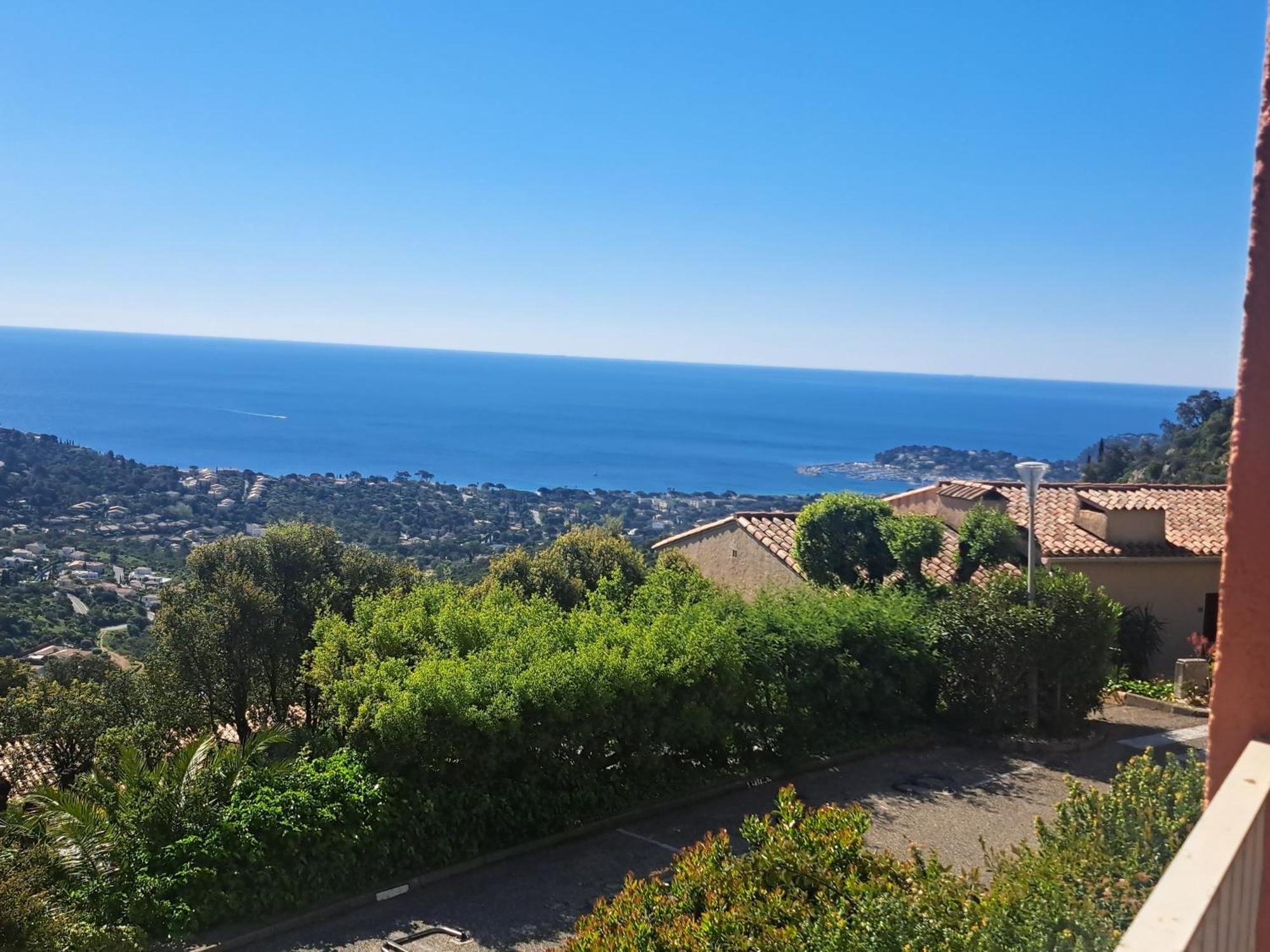 Location Vacance Vue Mer 4 A 6 Personnes Cavalaire-sur-Mer Exterior photo